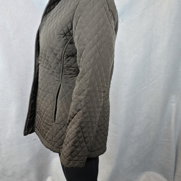 Calvin Klein, Quilted olive green jacket, size medium. - Picture 2 of 9